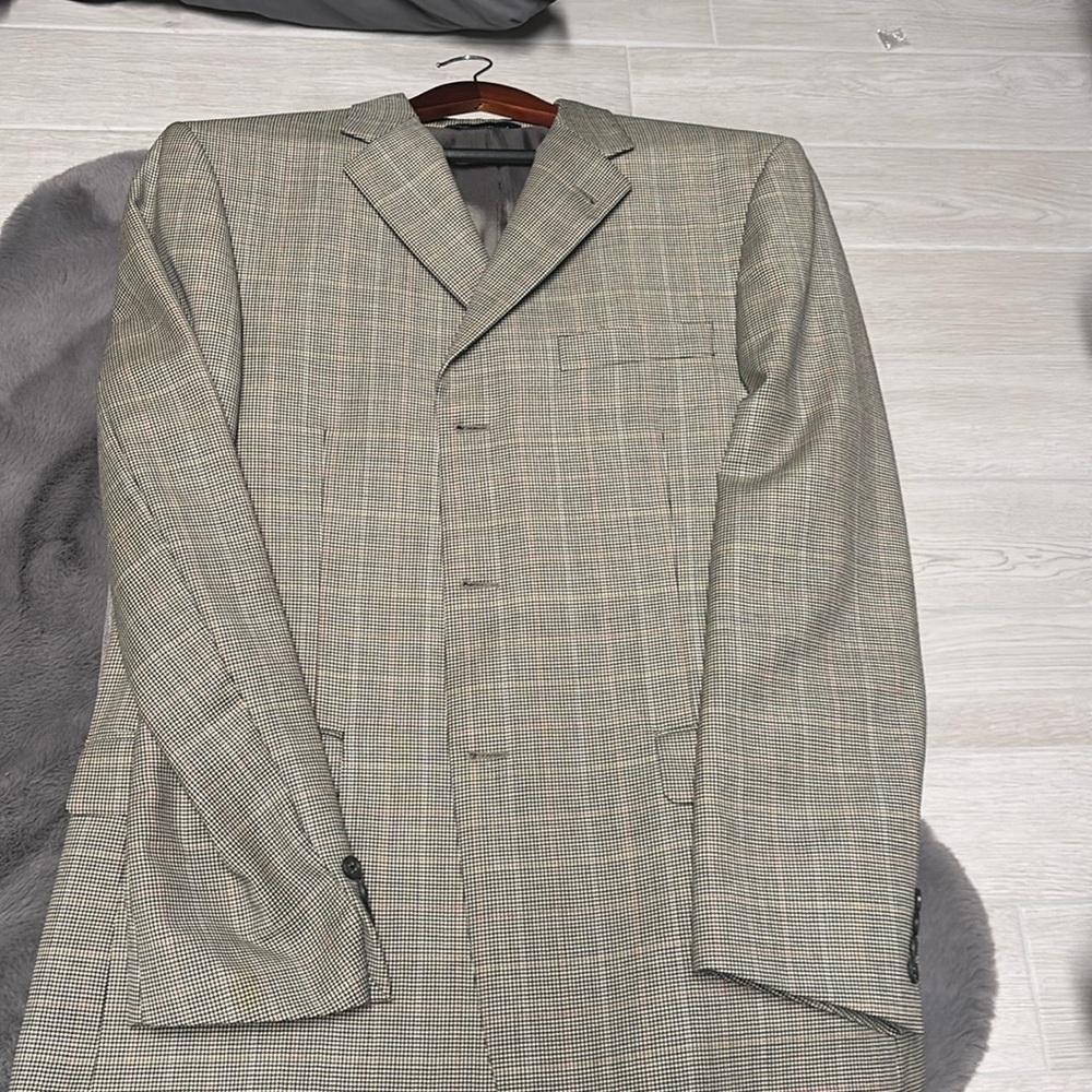Men’s Burberry sport coat 44R.